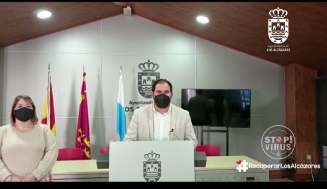 El alcalde de Los Alcázares, Mario Cervera, anuncia nuevas medidas restrictivas en el municipio frente a la COVID-19