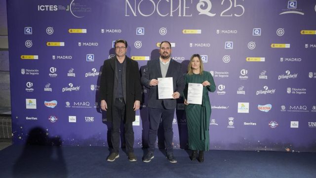 Los Alcázares renueva sus sellos de calidad en la gran noche del sector turístico español